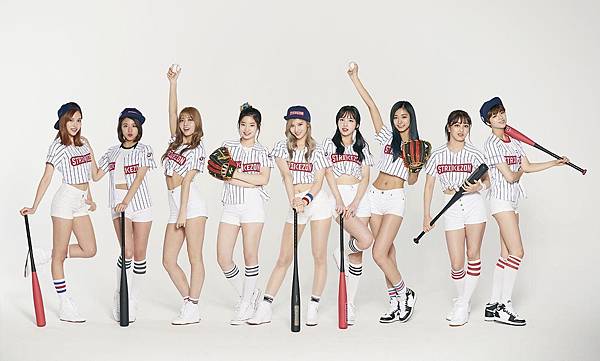 TWICE (20).jpg