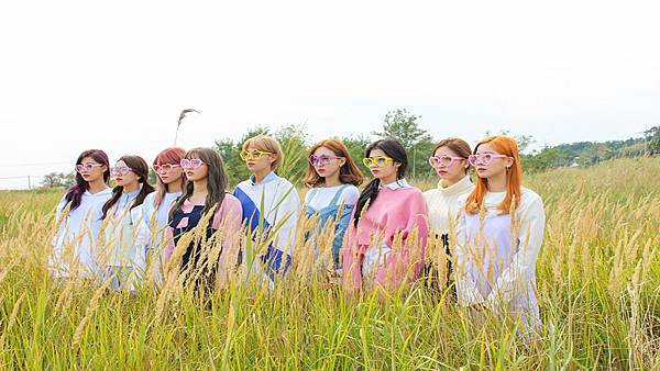 TWICE (33).jpg