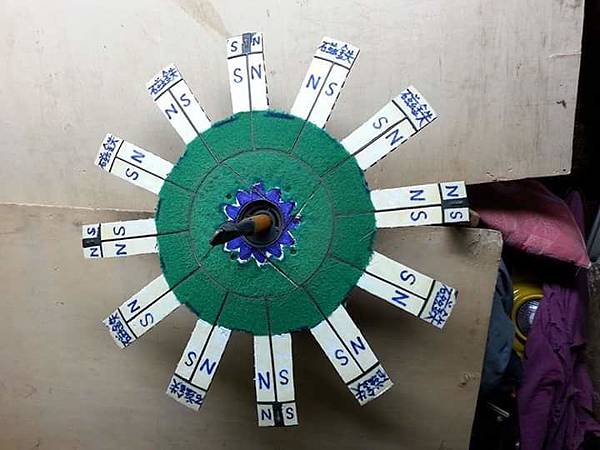 gplus-46087849.jpg gplus-46087849.jpg