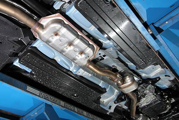 排氣管觸媒一定要拆除嗎 跟著shadow去旅行 痞客邦