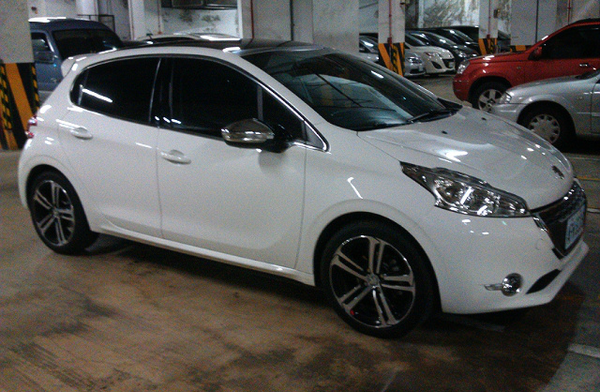 Peugeot 208 vti