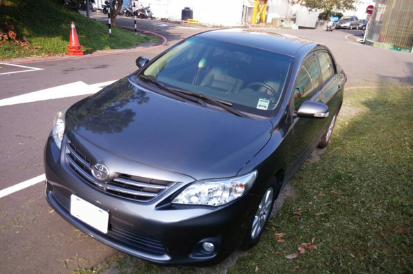 2012 ALTIS 1.8E