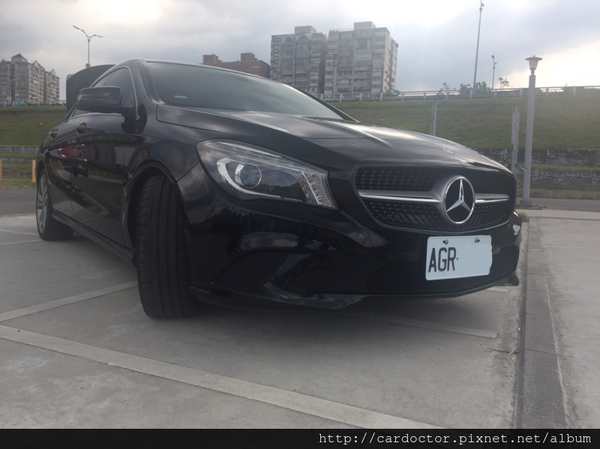 M-BENZ賓士汽車2013 CLA250新北市中古車估價實例，M-Benz賓士中古車行情及車輛介紹。