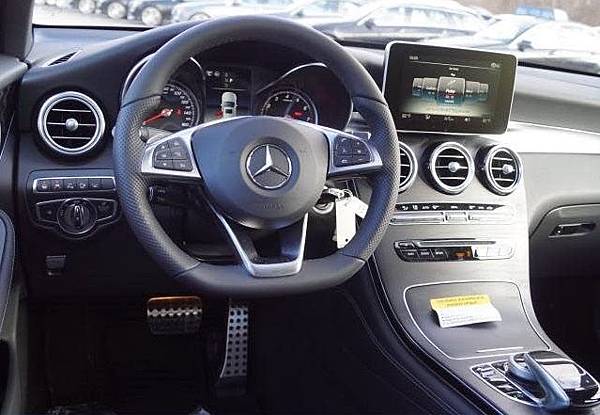 美規外匯車 賓士2018 GLC 300 4MATIC接單分享,美規外匯車 賓士2018 GLC 300 4MATIC開箱分享,美規外匯車 賓士2018 GLC 300 4MATIC評價分享。買賣外匯車推薦建議LA桃園車庫,買賣中古車估價推薦建議請找LA桃園車庫。