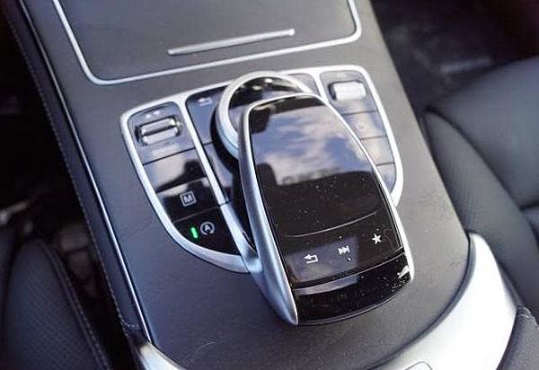 美規外匯車 賓士2018 GLC 300 4MATIC接單分享,美規外匯車 賓士2018 GLC 300 4MATIC開箱分享,美規外匯車 賓士2018 GLC 300 4MATIC評價分享。買賣外匯車推薦建議LA桃園車庫,買賣中古車估價推薦建議請找LA桃園車庫。