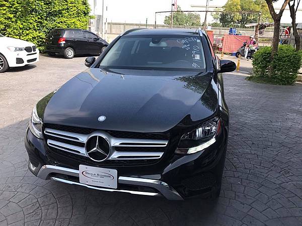 自辦美規外匯車BENZ GLC300流程分享，代辦美規外匯車賓士GLC300回台介紹。GLC300評價及規格配備，外匯車商推薦 LA 桃園車庫