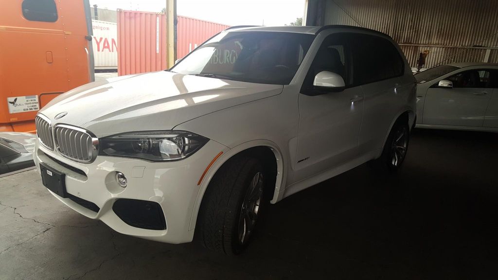 自辦美規外匯車BMW X5流程分享，代辦美規外匯車BMW X5回台介紹。X5評價及規格配備，外匯車商推薦 LA 桃園車庫