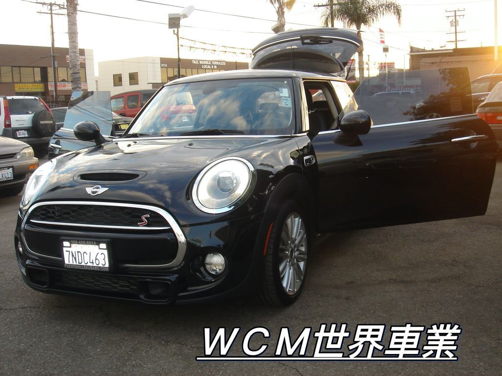 Mini Cooper S手排嚇嚇叫，代購Mini外匯車可以找世界車業。