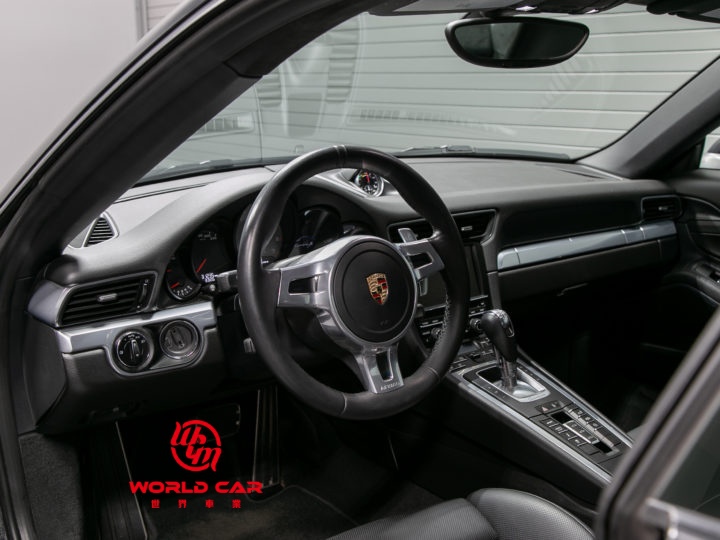  加規保時捷911 CarreraS外匯車，代購加規外匯車商請找世界車業。