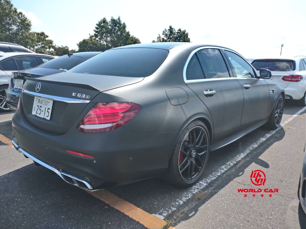 日規賓士AMG E63S外匯車，購買日規外匯車推薦世界車業。