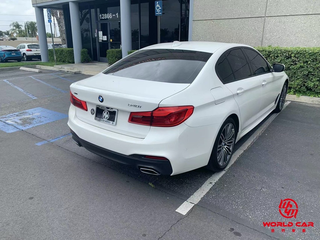 2022年代購美規BMW 540i外匯車回台分享，購買BMW 540i中古車推薦找世界車業。