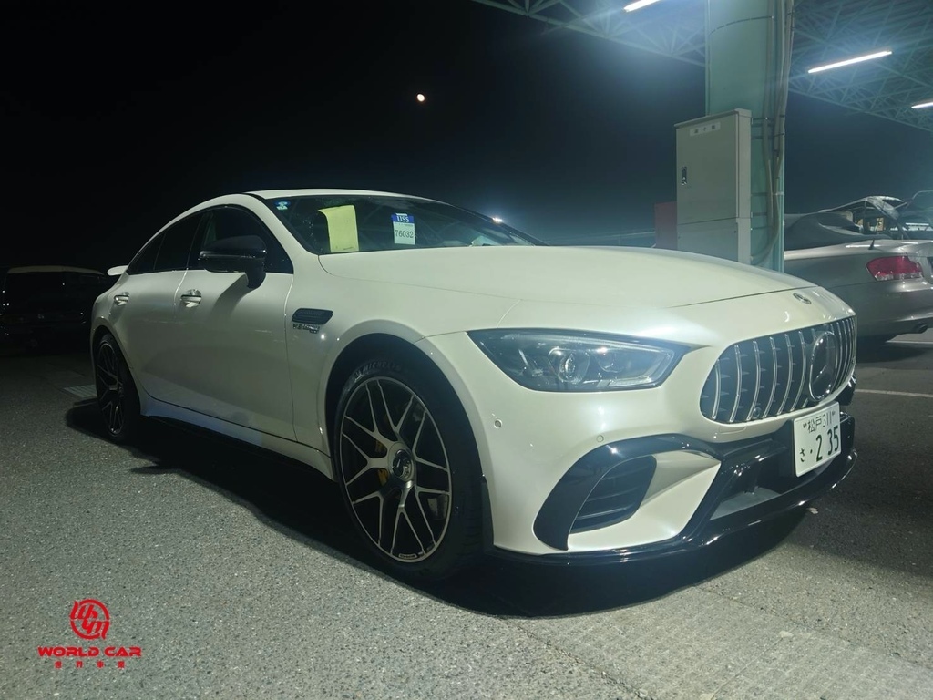 2023年購買賓士AMG GT63S外匯車回台，代購賓士GT63S中古車推薦世界車業。