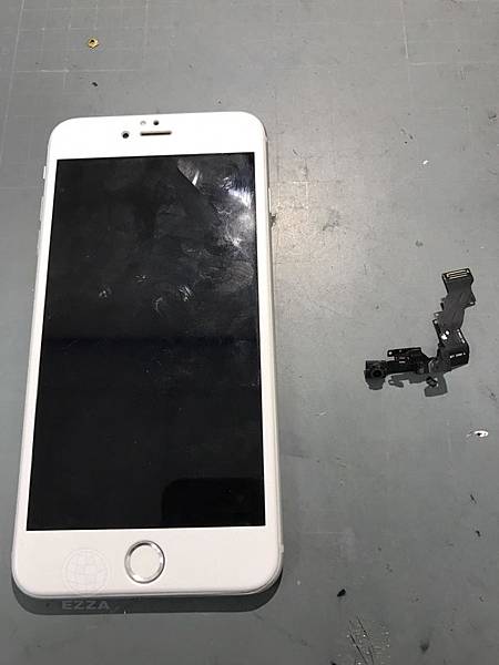 IPHONE6+ 前置鏡頭失效 IPHONE6+ 前置鏡頭失效