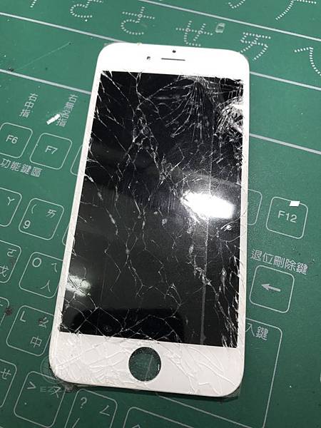 I6面板破裂(5) I6面板破裂(5)