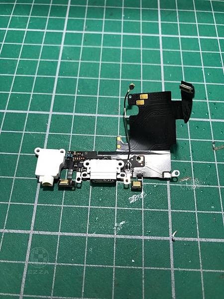 6S無法充電.jpg 6S無法充電.jpg