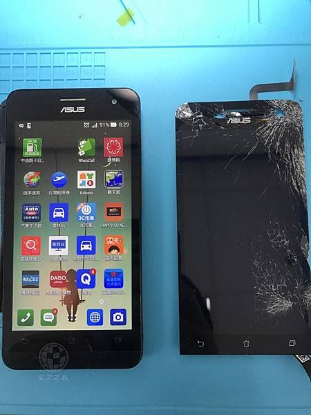 ZenFone 5頭頂破了洞.jpg ZenFone 5頭頂破了洞.jpg