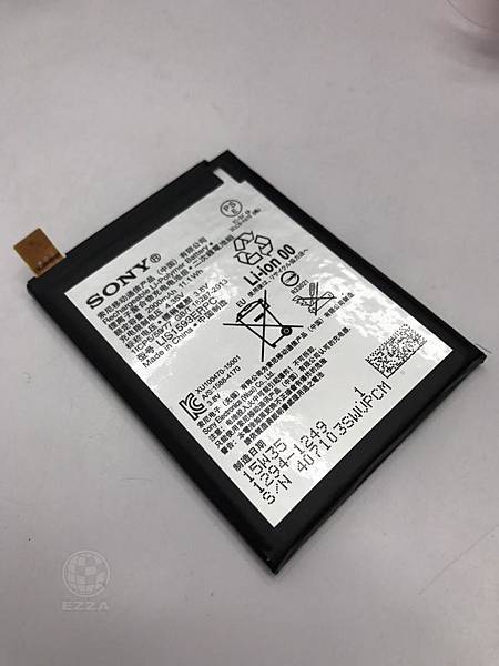 Z5更換電池(1).jpg Z5更換電池(1).jpg