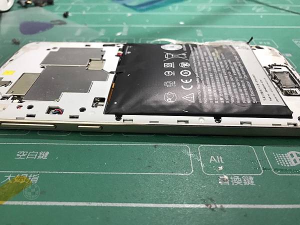 728電池膨脹.jpg 728電池膨脹.jpg