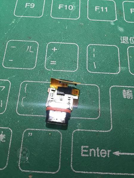 Z5無法充電 (1).jpg Z5無法充電 (1).jpg