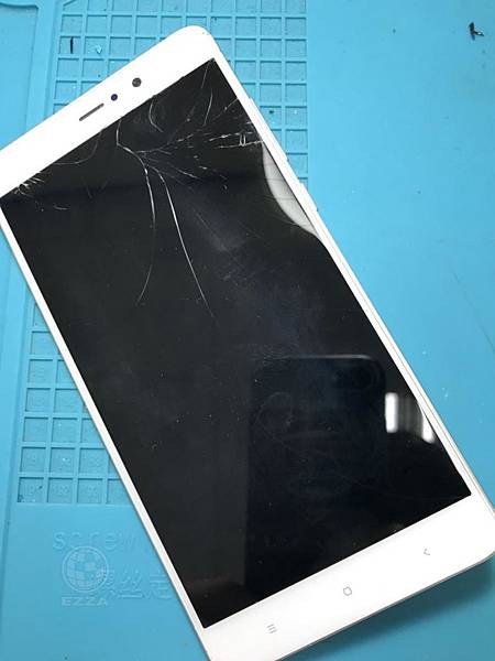 小米5s plus 面板破裂.jpg 小米5s plus 面板破裂.jpg