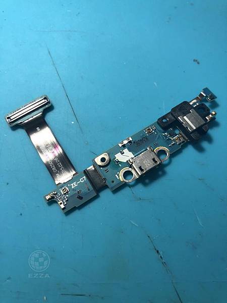 Samsung S6 Edge無法充電.jpg Samsung S6 Edge無法充電.jpg