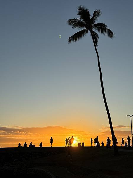 海岸散步：waikiki beach ~ ala moana