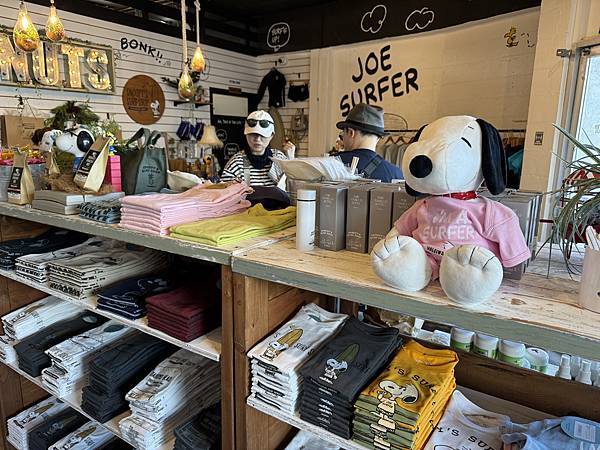 史努比的專門店 snoopy's surf shop