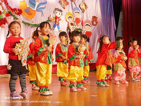 红豆幼儿园的2017岁末祝福音乐飨宴暨爱心义