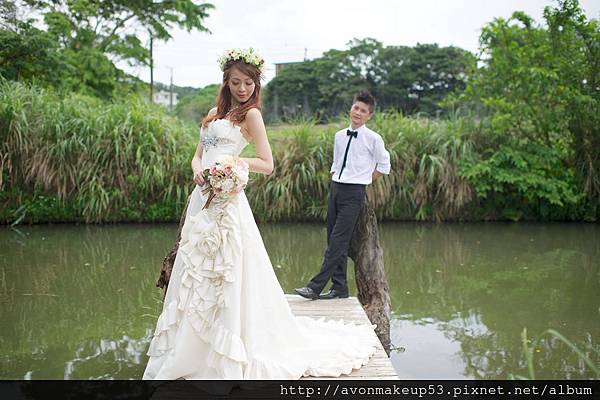 自助婚紗 浪漫長捲髮 仿鮮花 花圈 新秘雅芳