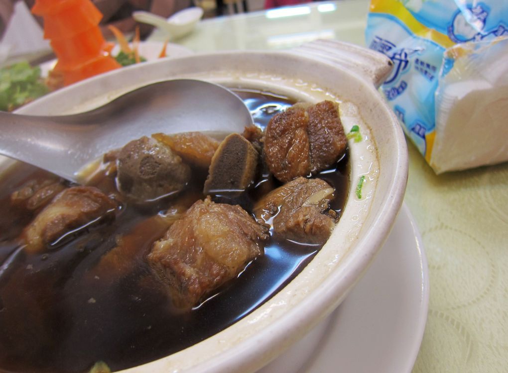 11.肉骨茶湯.jpg