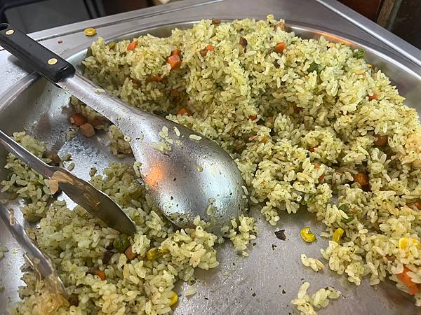 【同心緣】宜蘭火車站旁120元素食吃到飽,超高CP值健康bu 【同心緣】宜蘭火車站旁120元素食吃到飽,超高CP值健康bu