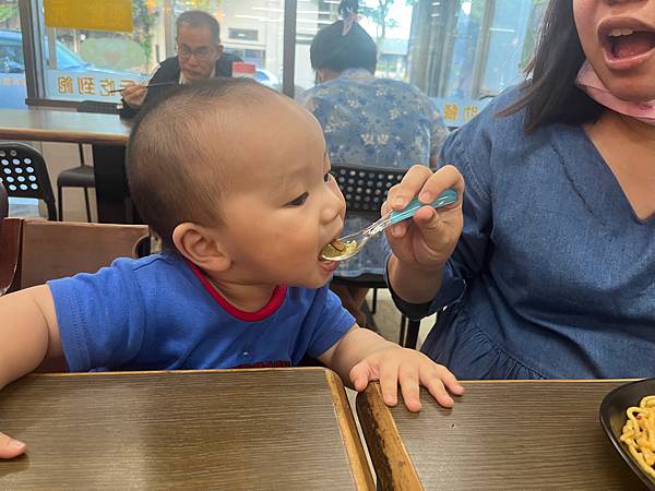 【同心緣】宜蘭火車站旁120元素食吃到飽,超高CP值健康bu 【同心緣】宜蘭火車站旁120元素食吃到飽,超高CP值健康bu