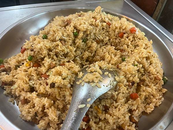 【同心緣】宜蘭火車站旁120元素食吃到飽,超高CP值健康bu 【同心緣】宜蘭火車站旁120元素食吃到飽,超高CP值健康bu