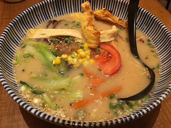 新竹市東區】籽田野菜屋-超好吃素拉麵+超夢幻烤麻糬!! @ 美食過客:: 痞客邦::