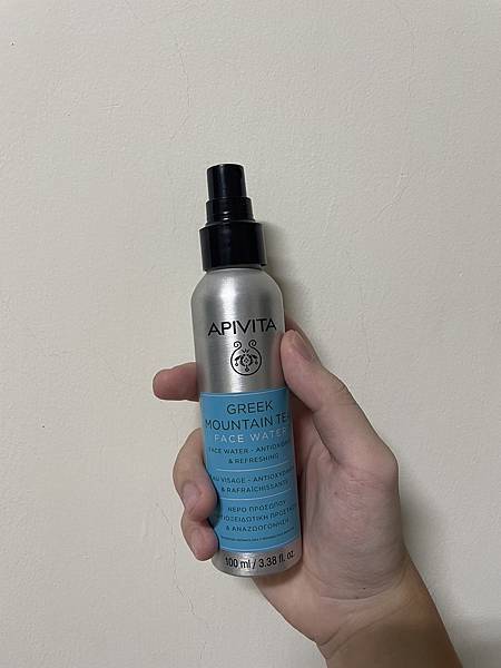 品木宣言靈芝水CP值超高!保濕噴霧當定妝用效果超好?不專業保 品木宣言靈芝水CP值超高!保濕噴霧當定妝用效果超好?不專業保