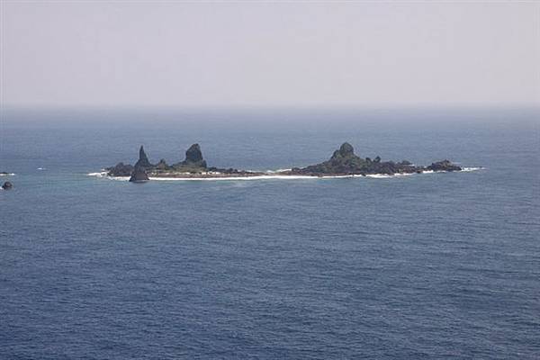 02-東清村-人之島-軍艦岩.JPG