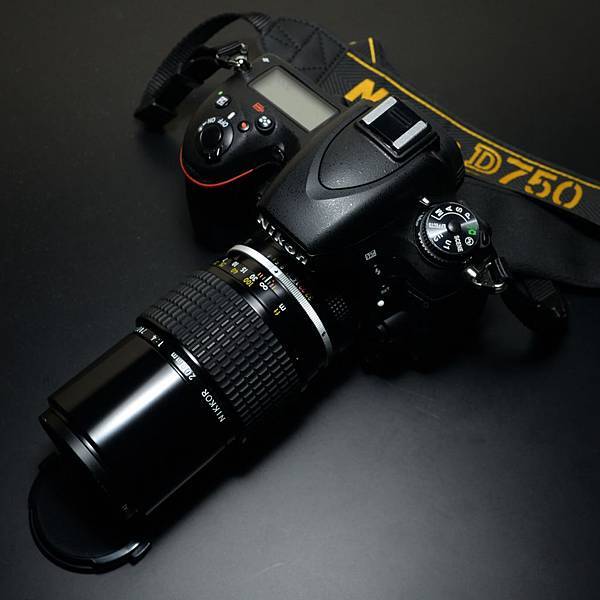 Nikon D750 + ais 200mm f%2F4
