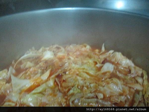 蕃茄鍋 +高麗菜