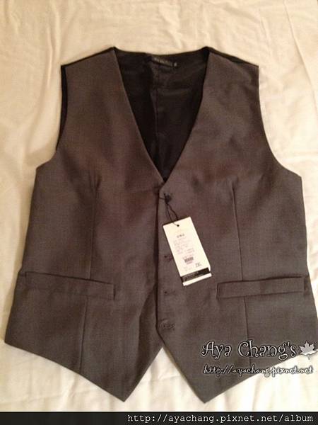 vest02.jpg