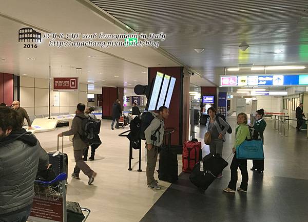 Day02-Roma (6).jpg Day02-Roma (6).jpg