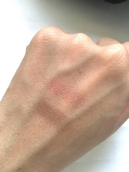 visee立體濃色眼影7.jpg visee立體濃色眼影7.jpg