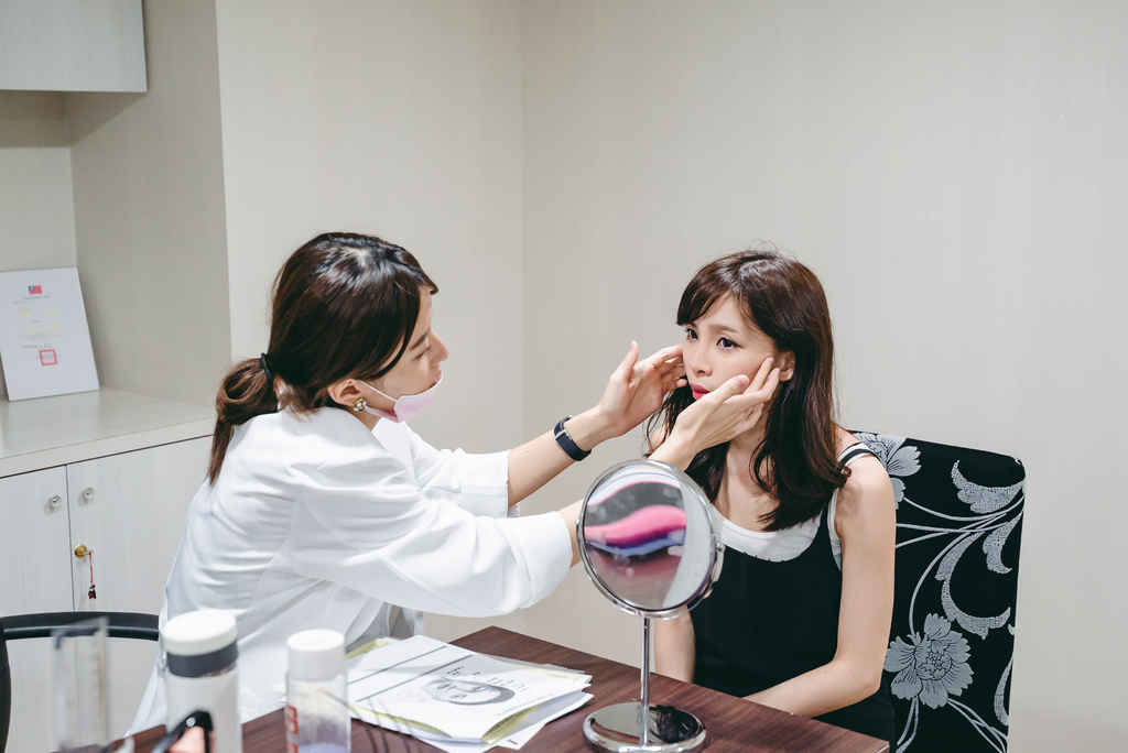 晶鑽時尚診所 蜜拉克拉提 ellanse2.jpg 晶鑽時尚診所 蜜拉克拉提ellense細緻V臉及飽滿額頭 台灣最美女醫師王彥文醫師親自執行.jpg