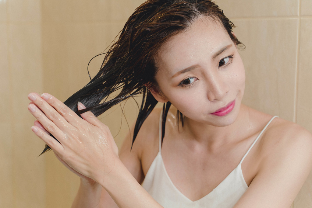 美吾髮精油洗髮精washhair 珂荷莉07.jpg