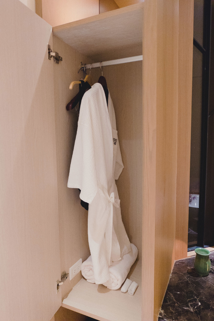 媚登峰19.jpg 媚登峰19.jpg