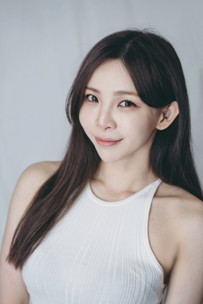 【台北醫美分享】佳飛雅醫美玻尿酸淚溝 找回年輕澎澎臉 讓我減