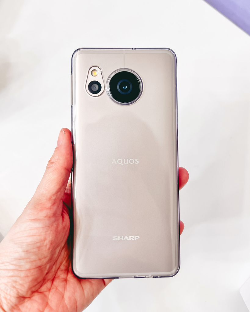 【開箱】SHARP AQUOS sense8 絕美極輕手機推 【開箱】SHARP AQUOS sense8 絕美極輕手機推