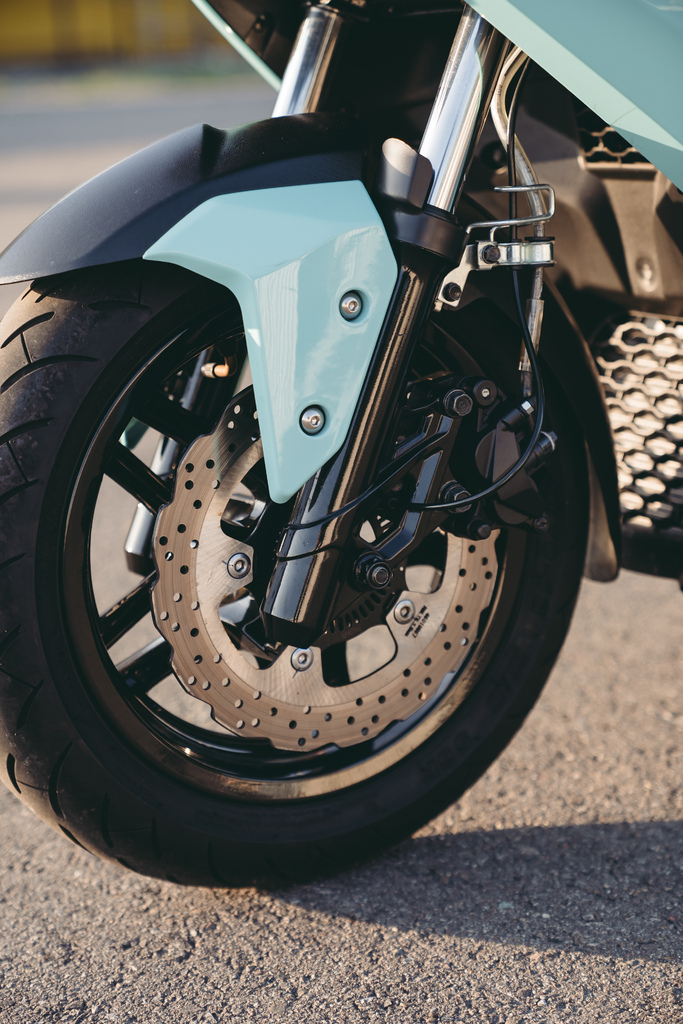 宏佳騰STR250