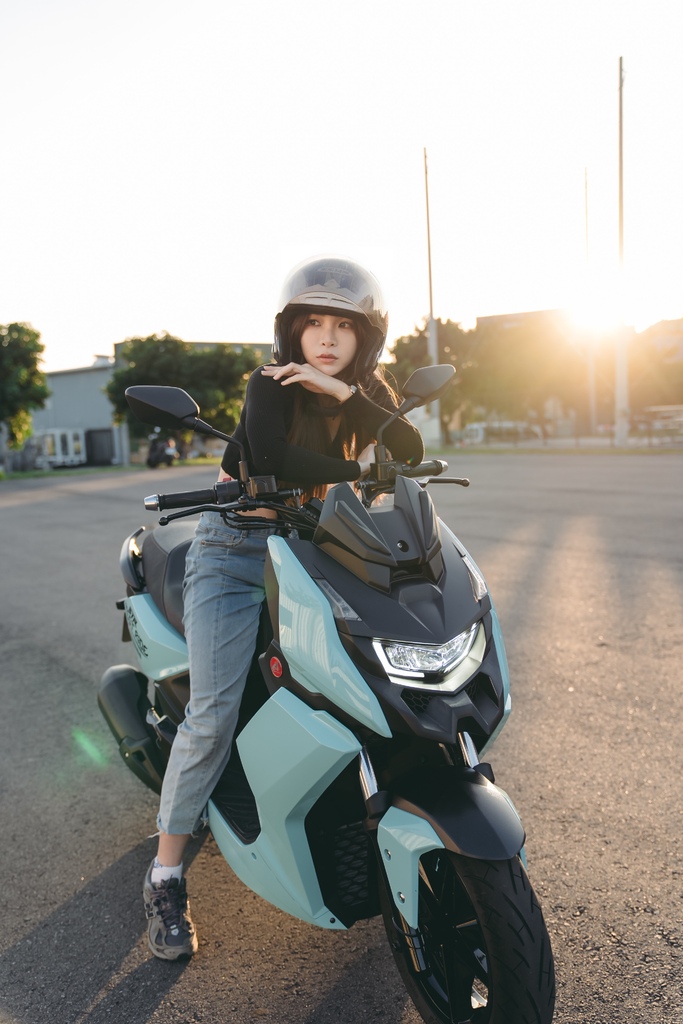 ​​【開箱】宏佳騰機車STR250評價 白牌機車之王 最佳馬