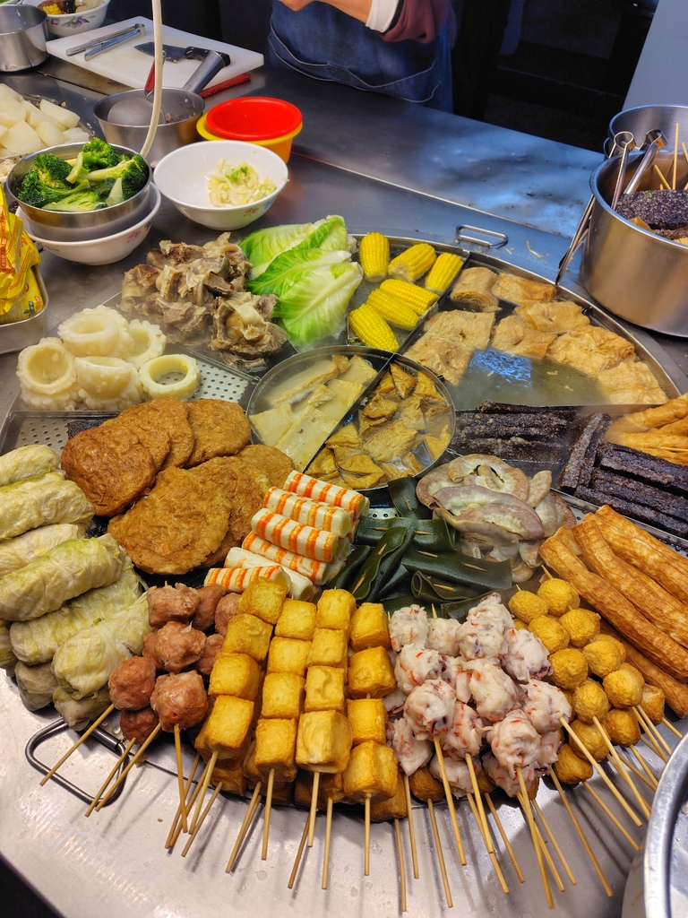 【開箱】輕手機推薦 東京本色日潮直送 SHARP AQUO