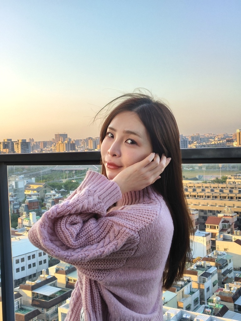 【開箱】輕手機推薦 東京本色日潮直送 SHARP AQUO 【開箱】輕手機推薦 東京本色日潮直送 SHARP AQUO